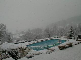gite de France la Vieille Cure piscine hiver